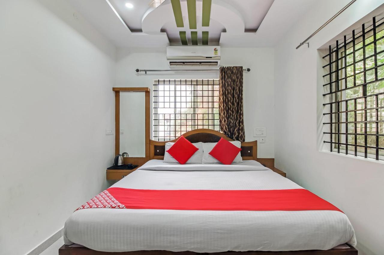 Hotel Oyo 28303 Yesh Comforts Madikeri Zewnętrze zdjęcie